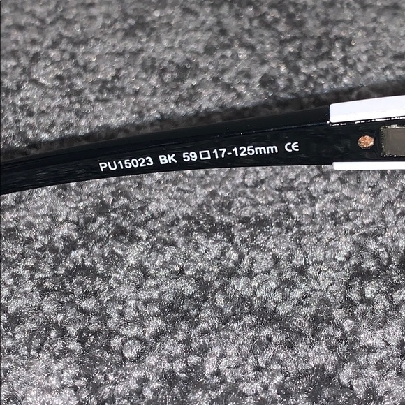 Puma Women’s Black Sunglasses 🕶 - Picture 8 of 8